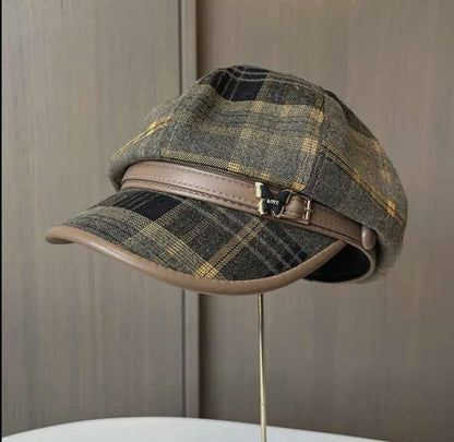 VINTAGE PAINTER NEWSBOY BARET