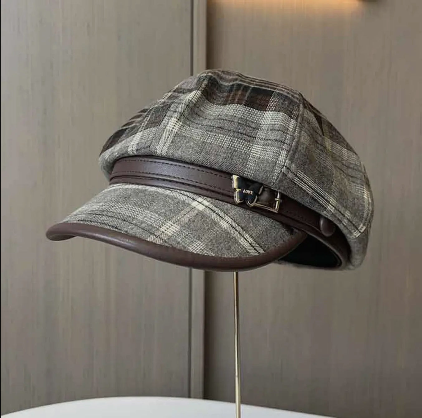 VINTAGE PAINTER NEWSBOY BARET