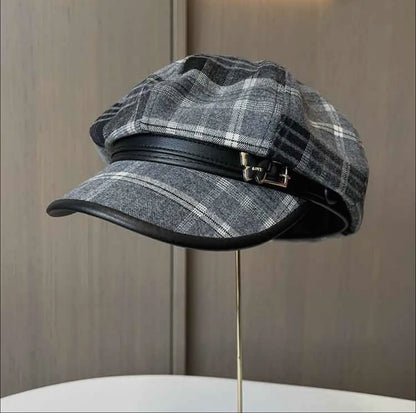 VINTAGE PAINTER NEWSBOY BARET